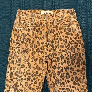 Amo Size 24 Jeans Loverboy Washed Leopard Relaxed Cropped Raw Hem Button Fly